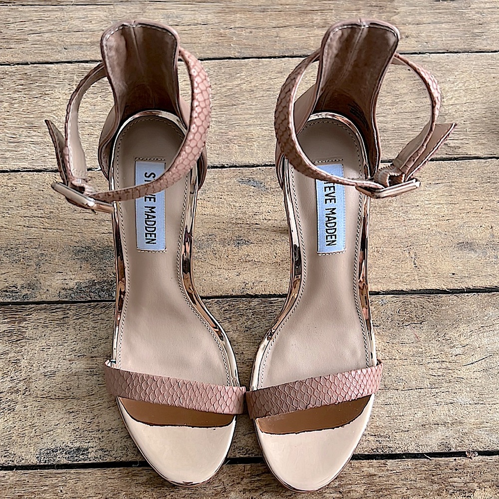 Beautiful Brand new Steve Madden sandals heels sz 6 rose gold, tan & snake ♥️